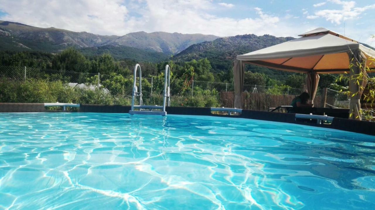 La Cabana Del Alberche Navaluenga Bagian luar foto